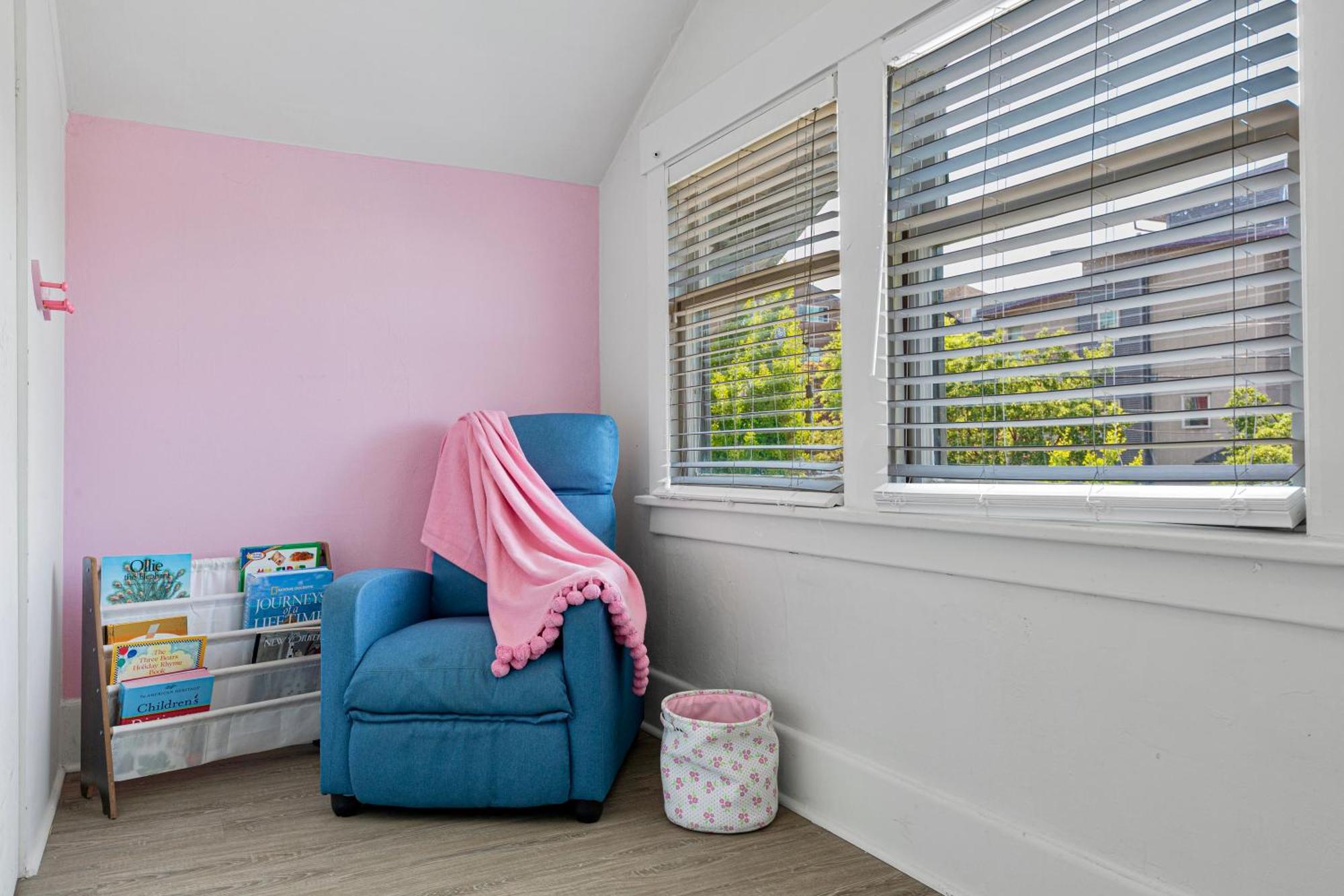 Vintage 3 Bedroom Home In Prime Eastlake Seattle With Private Parking Exterior foto